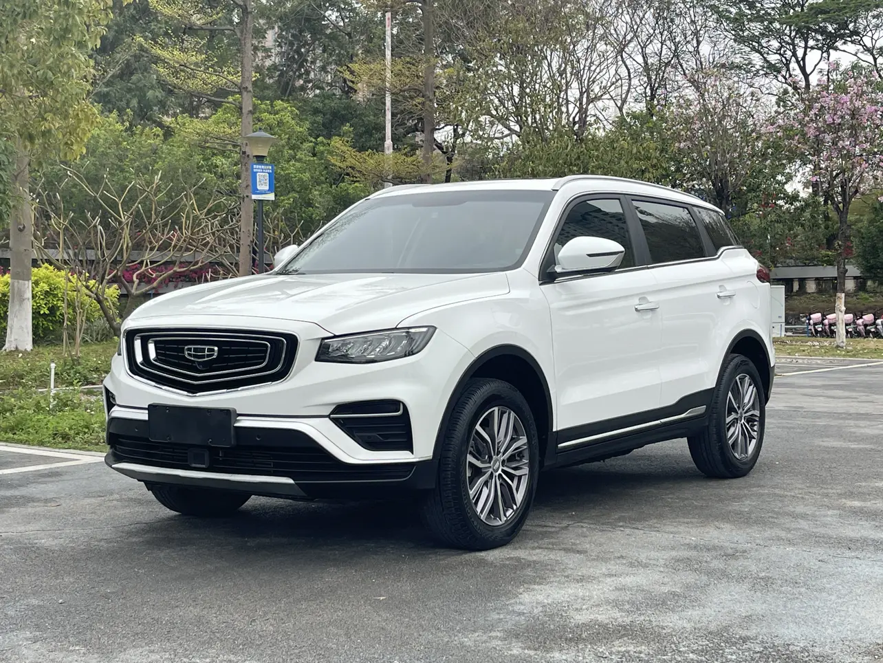 Geely Atlas (Boyue)  из Китая