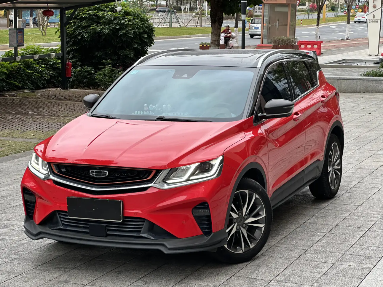 Geely Coolray SX11 (Binyue)  из Китая