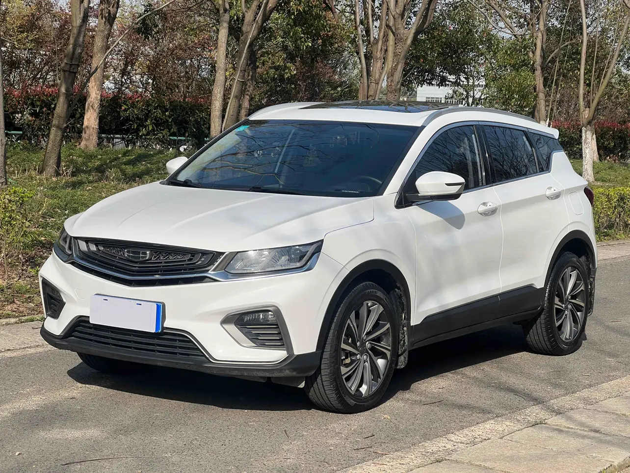 Geely Coolray SX11 (Binyue)  из Китая