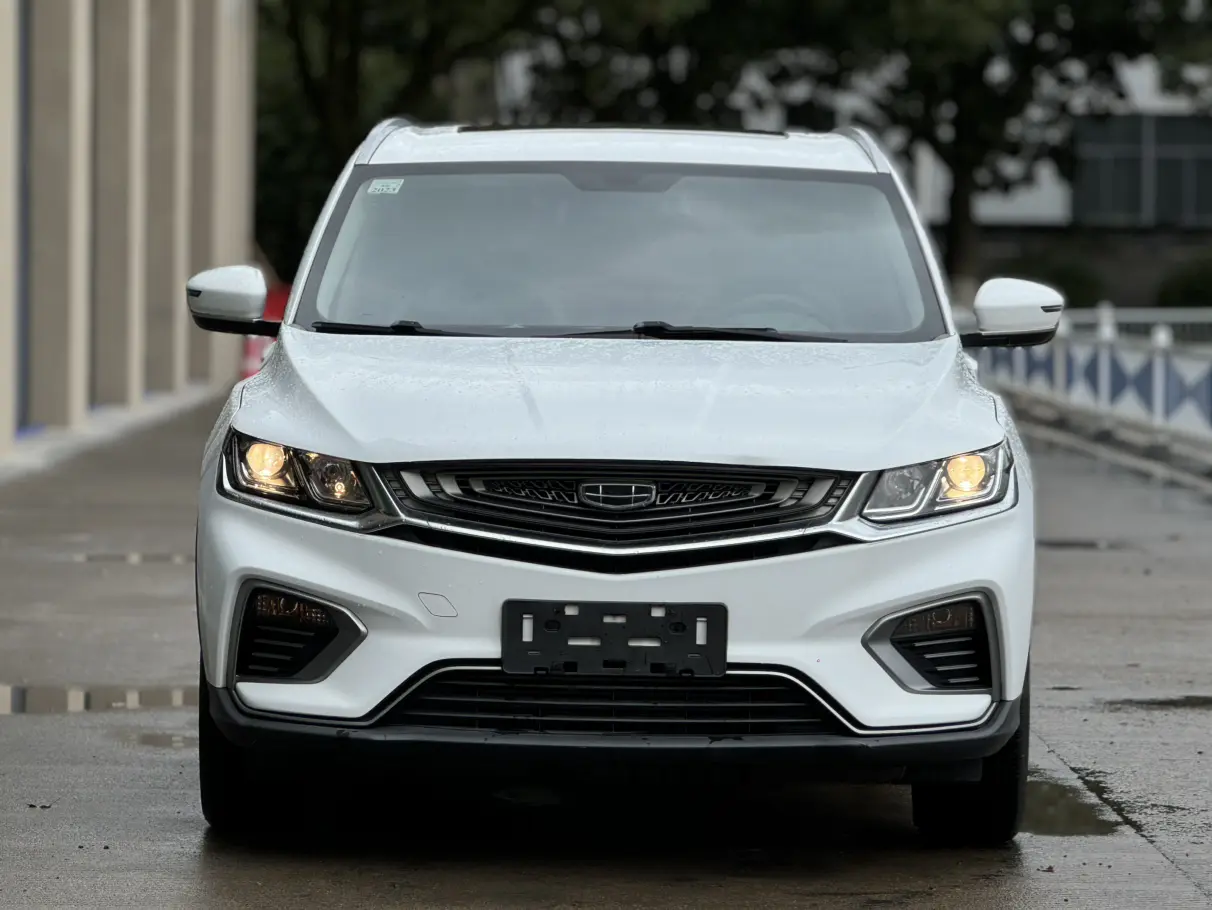 Geely Coolray SX11 (Binyue)  из Китая