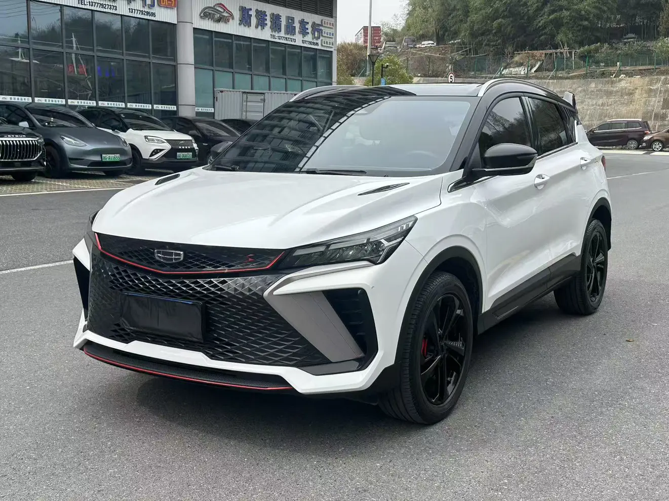 Geely Coolray SX11 (Binyue)  из Китая