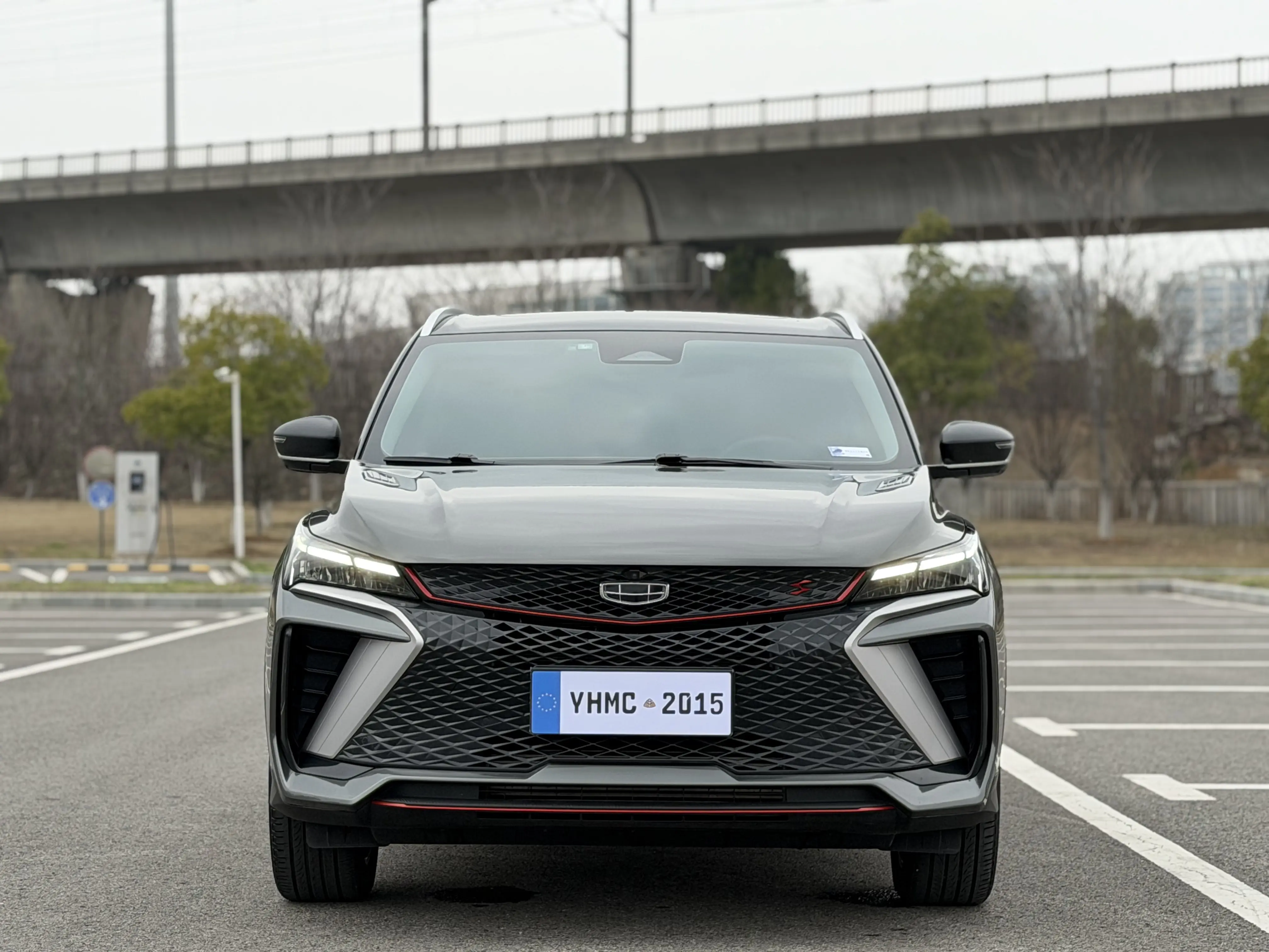 Geely Coolray SX11 (Binyue)  из Китая