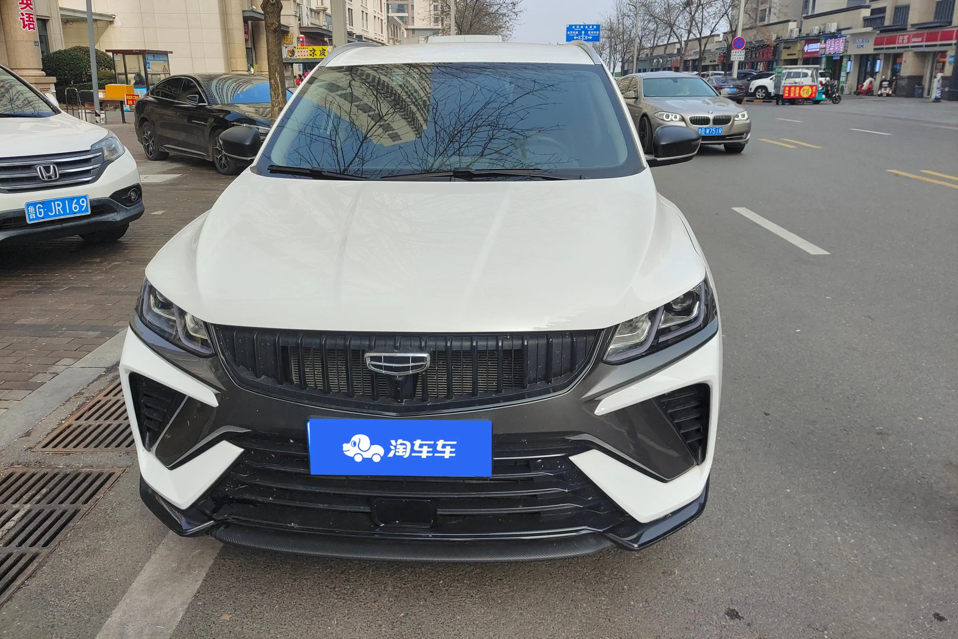 Geely Coolray SX11 (Binyue)  из Китая