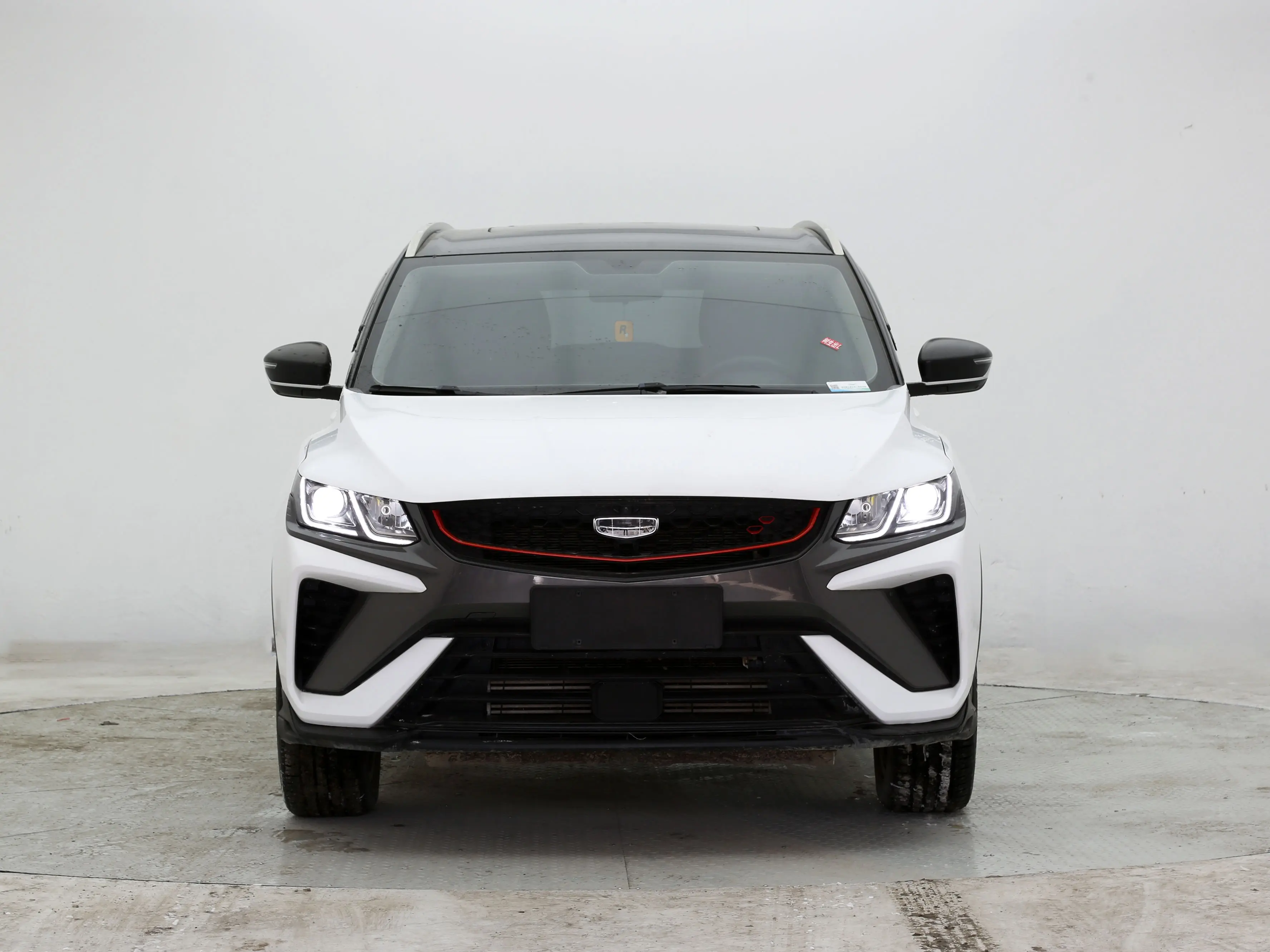 Geely Coolray SX11 (Binyue)  из Китая