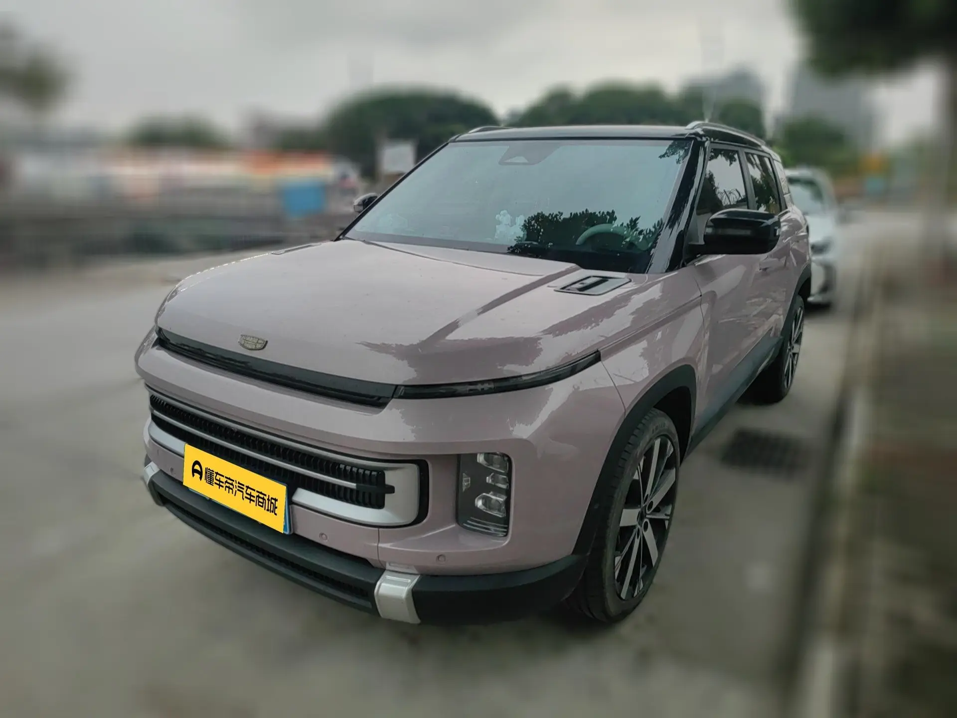 Geely ICON  из Китая