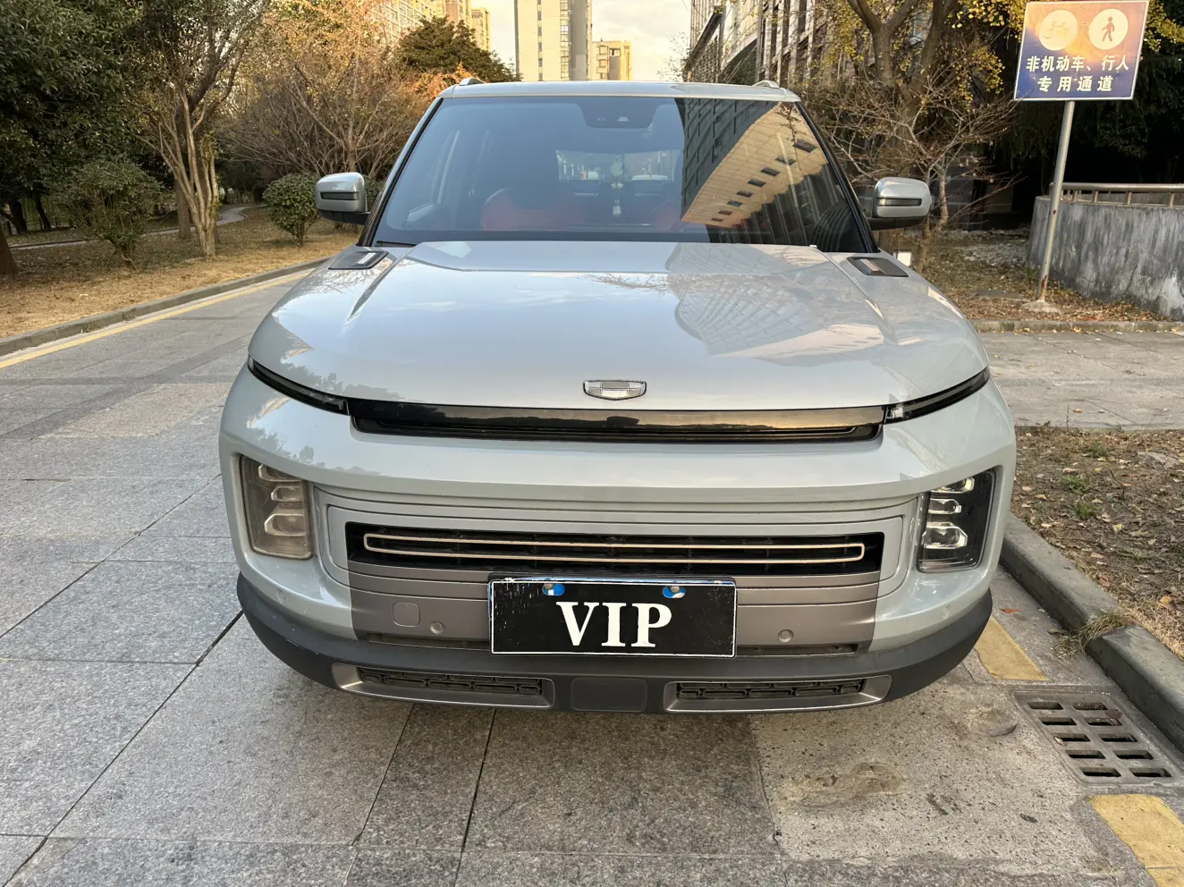 Geely ICON  из Китая