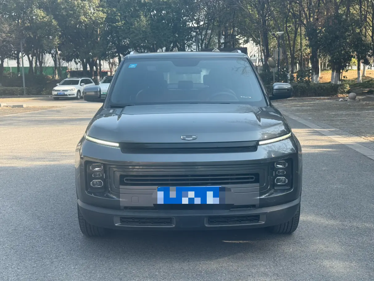 Geely ICON  из Китая
