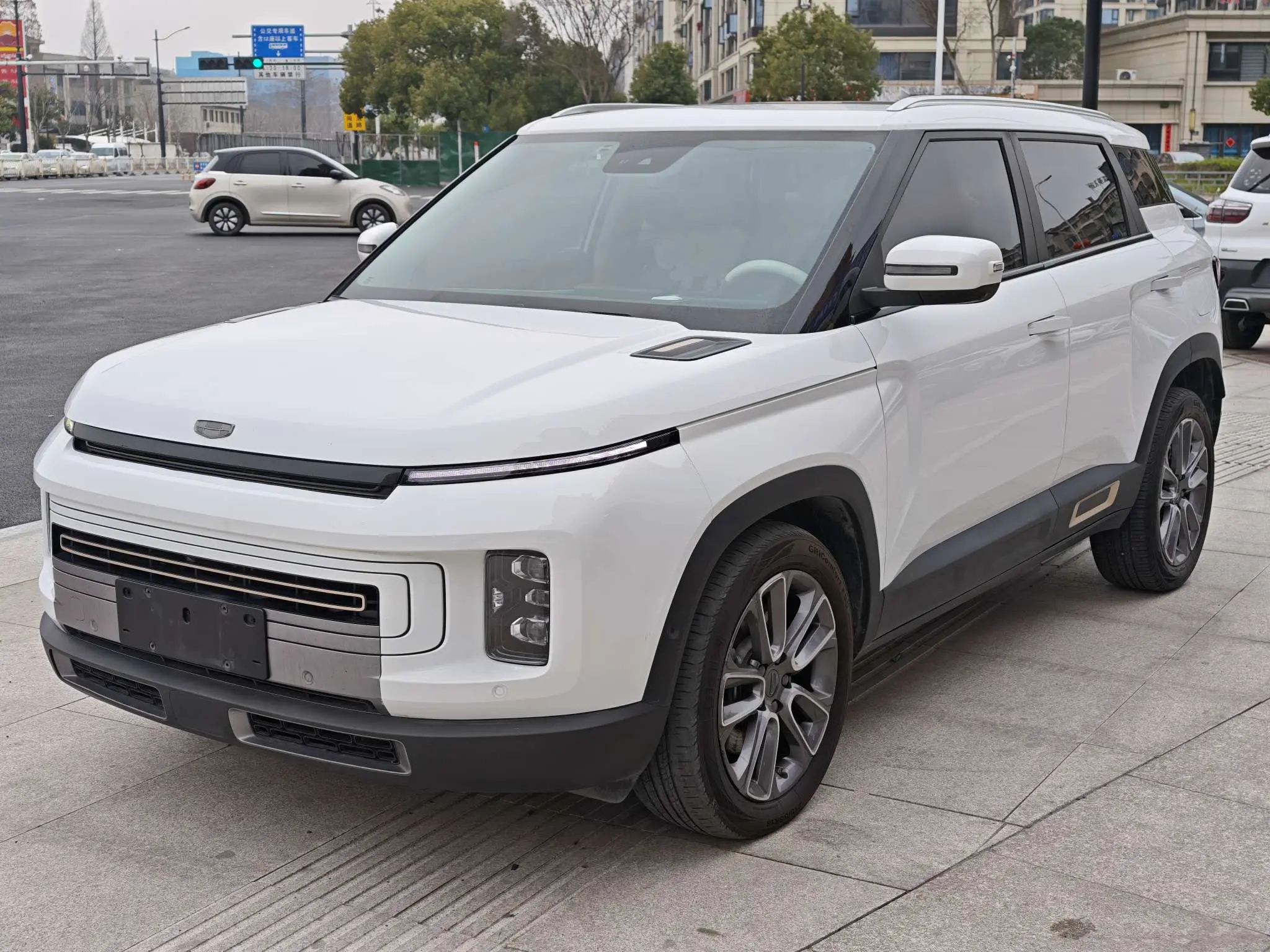 Geely ICON  из Китая