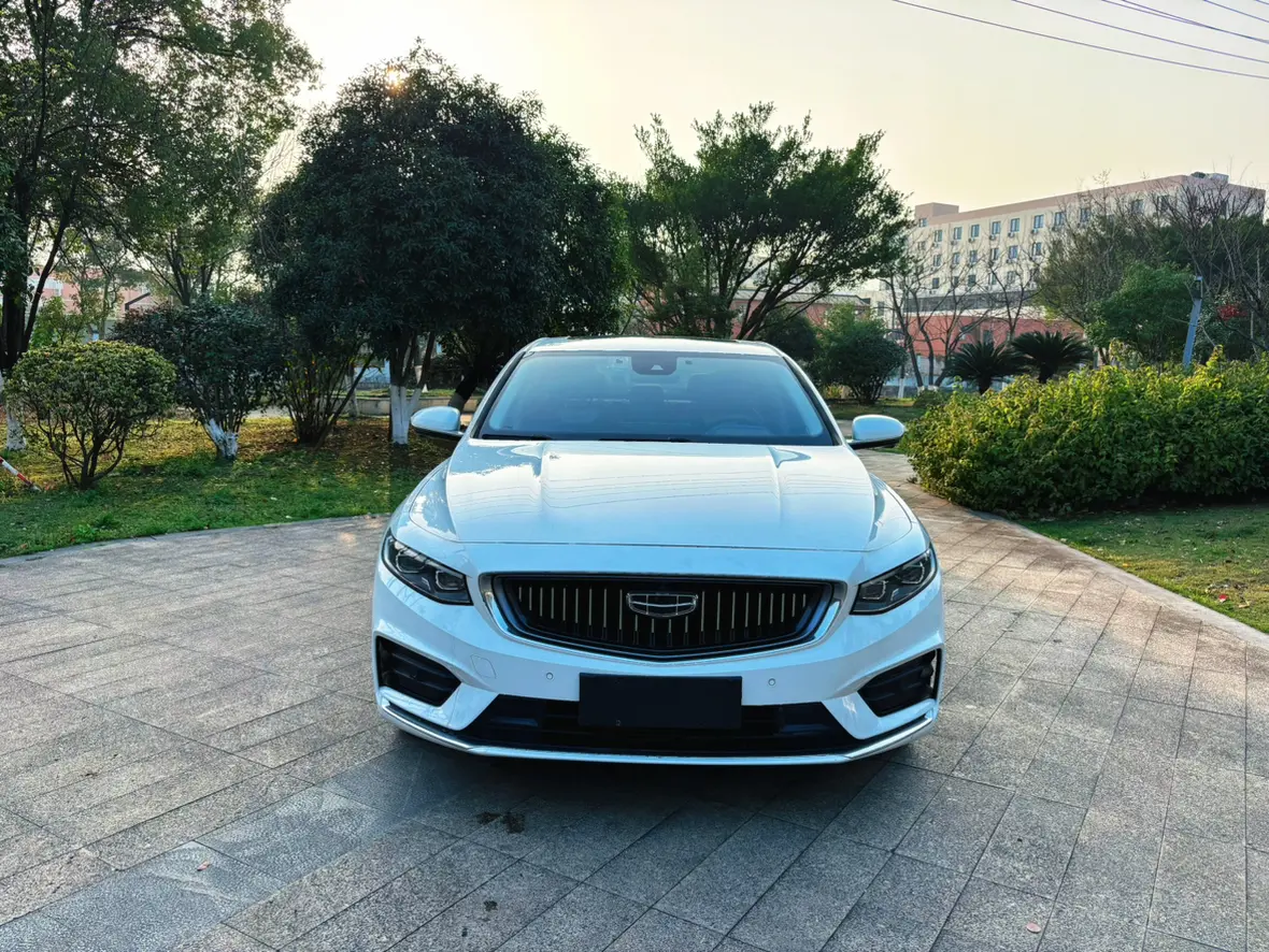 Geely Xing Rui  из Китая