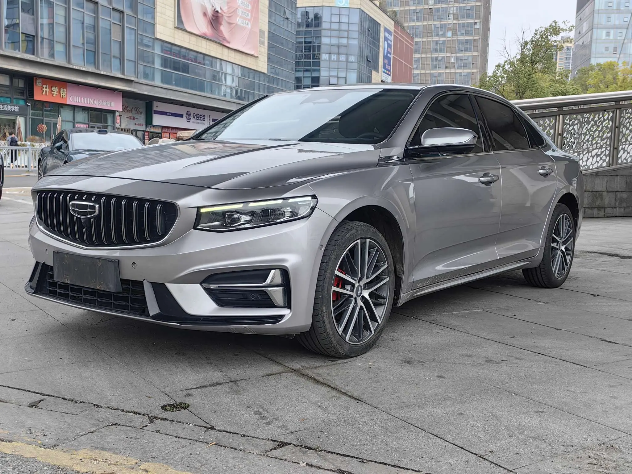 Geely Xing Rui  из Китая