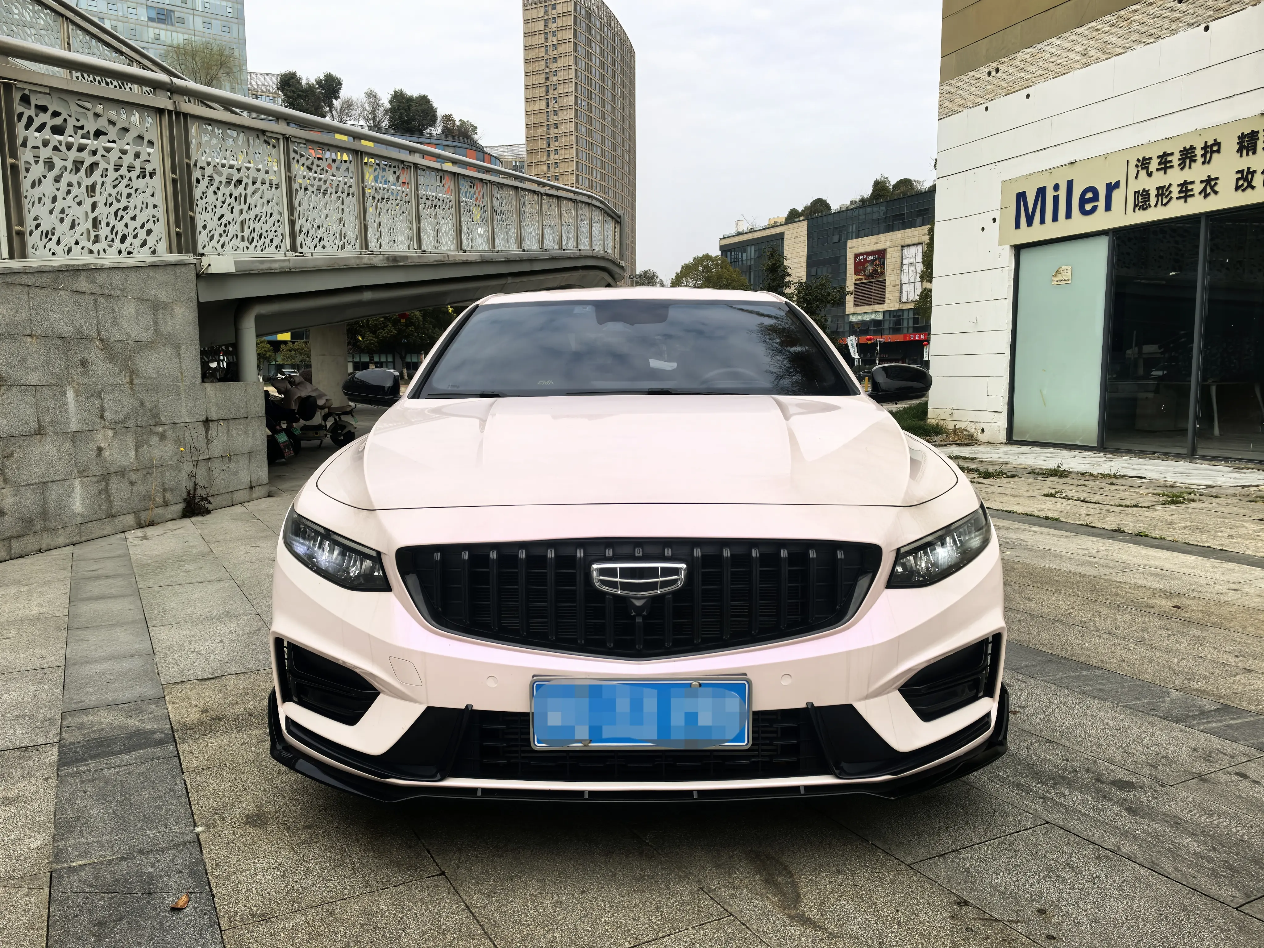 Geely Xing Rui  из Китая