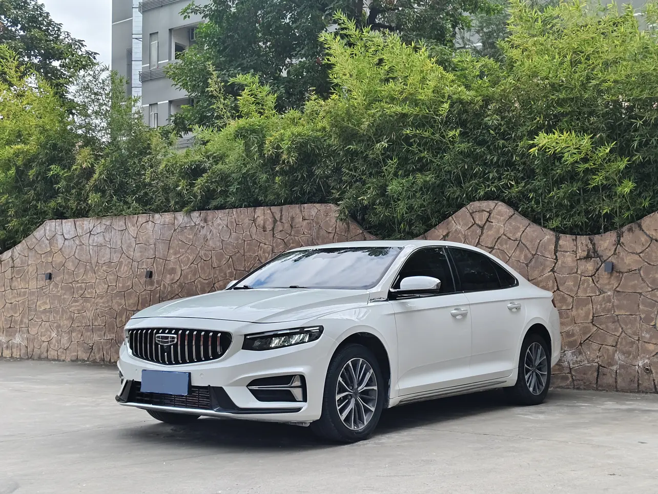 Geely Xing Rui  из Китая