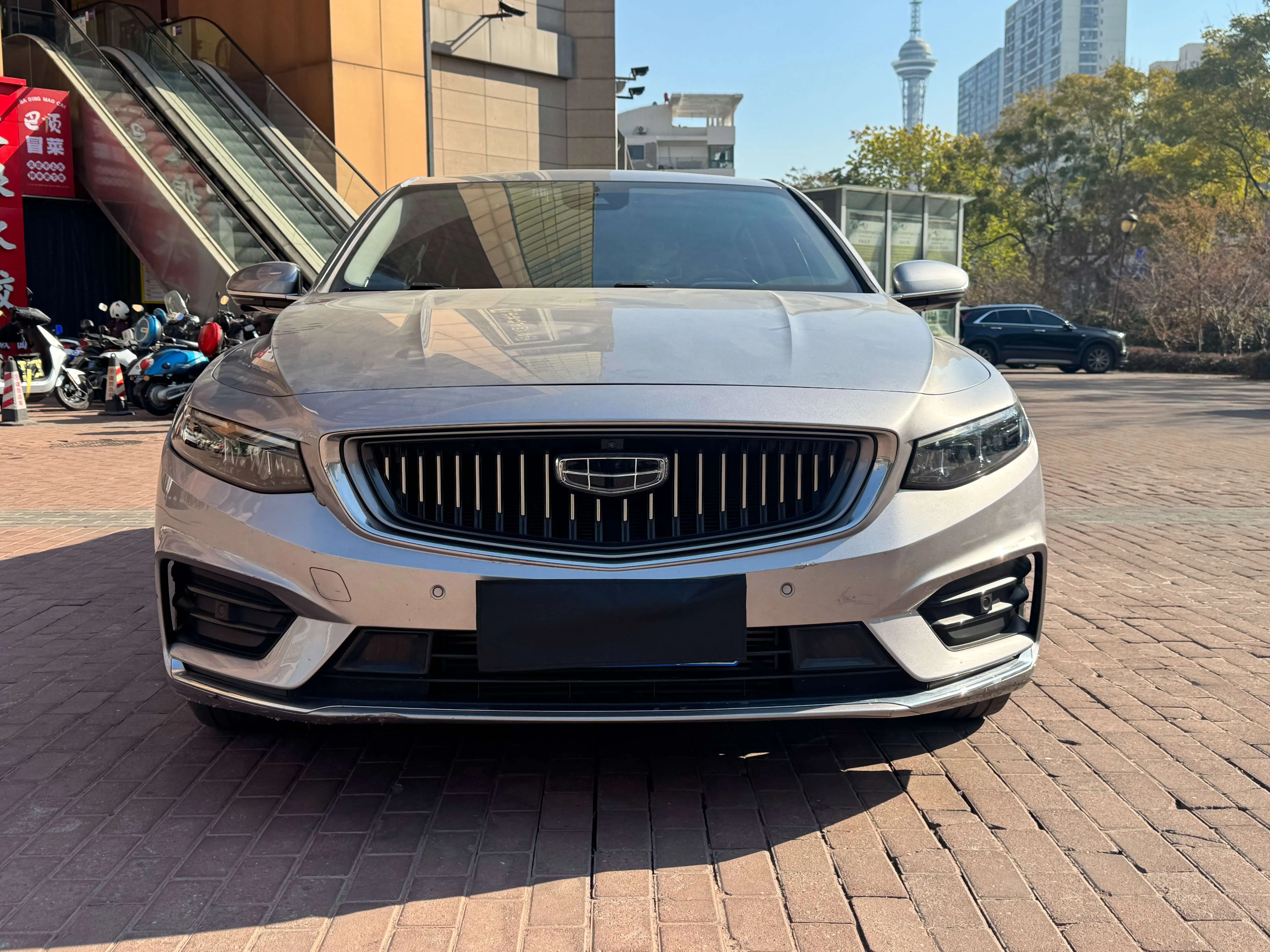 Geely Xing Rui  из Китая