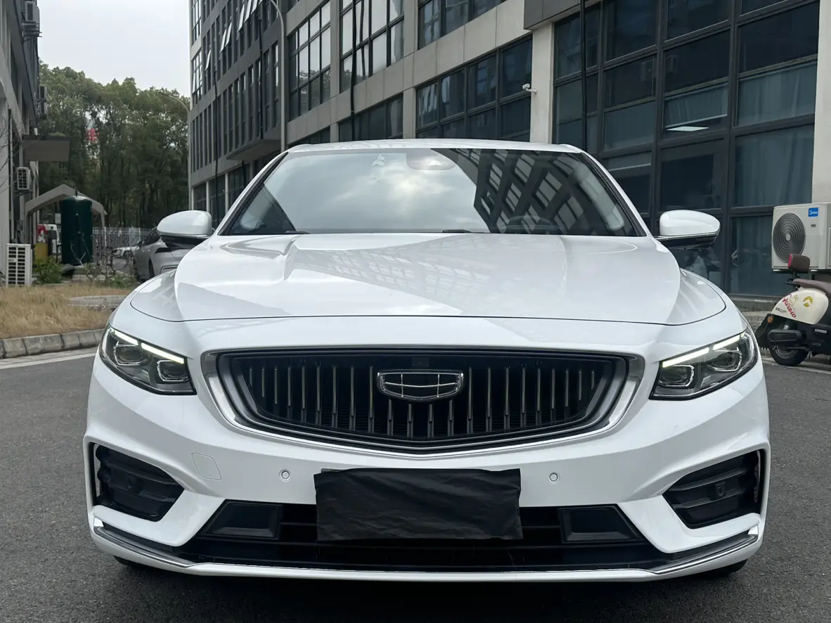 Geely Xing Rui  из Китая