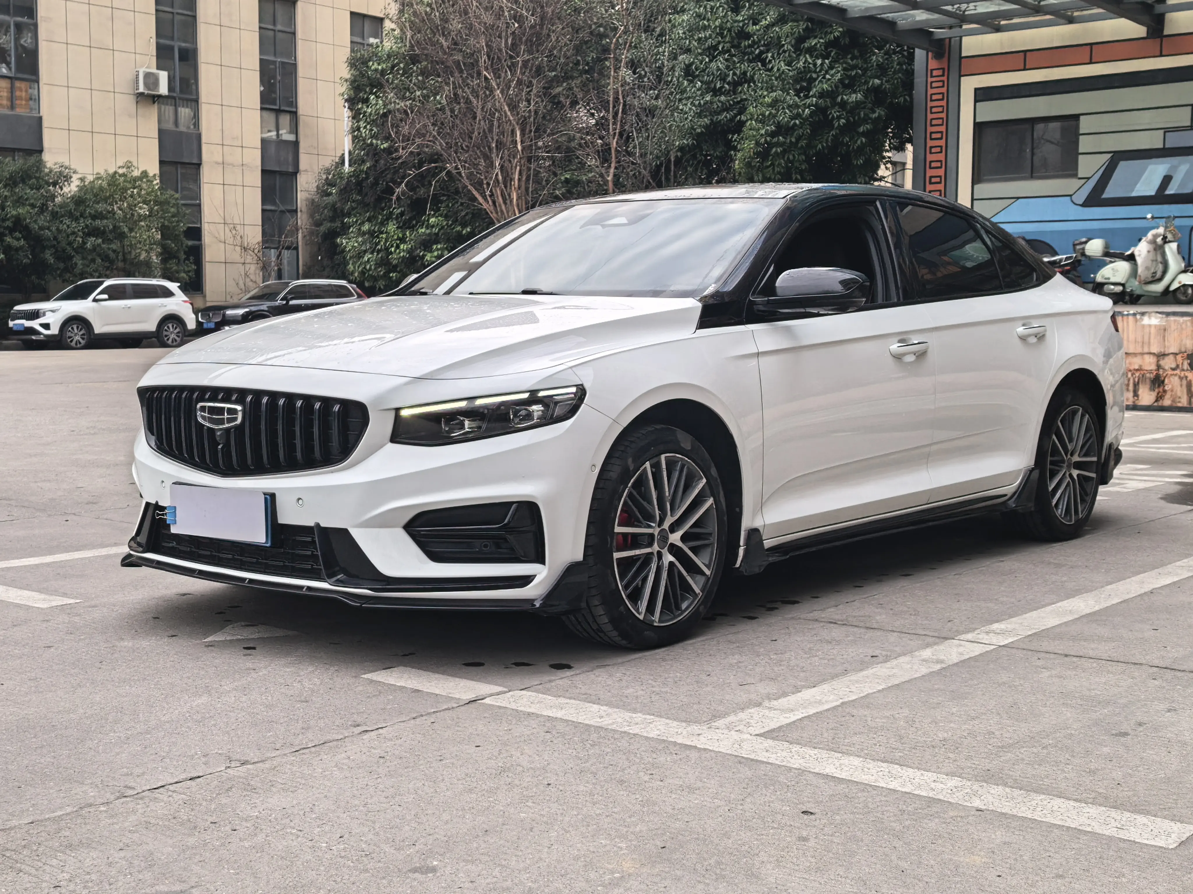 Geely Xing Rui  из Китая