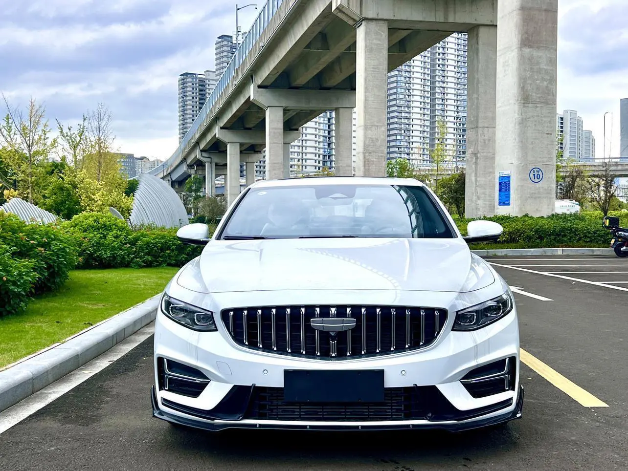 Geely Xing Rui  из Китая