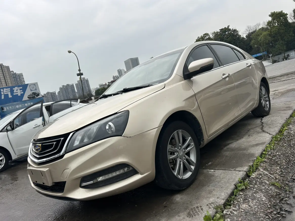 Geely Emgrand  из Китая