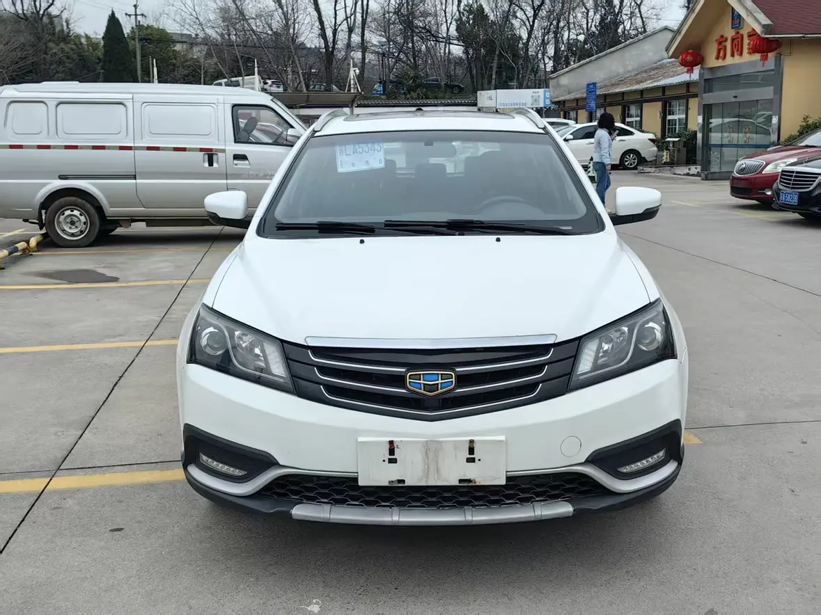 Geely Emgrand  из Китая