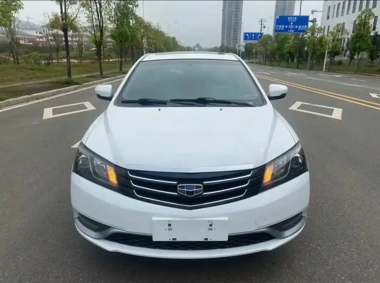 Geely Emgrand  из Китая