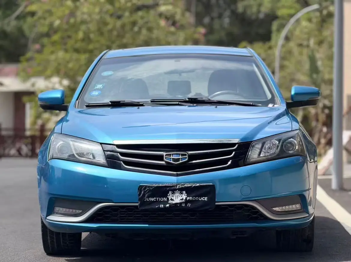 Geely Emgrand  из Китая