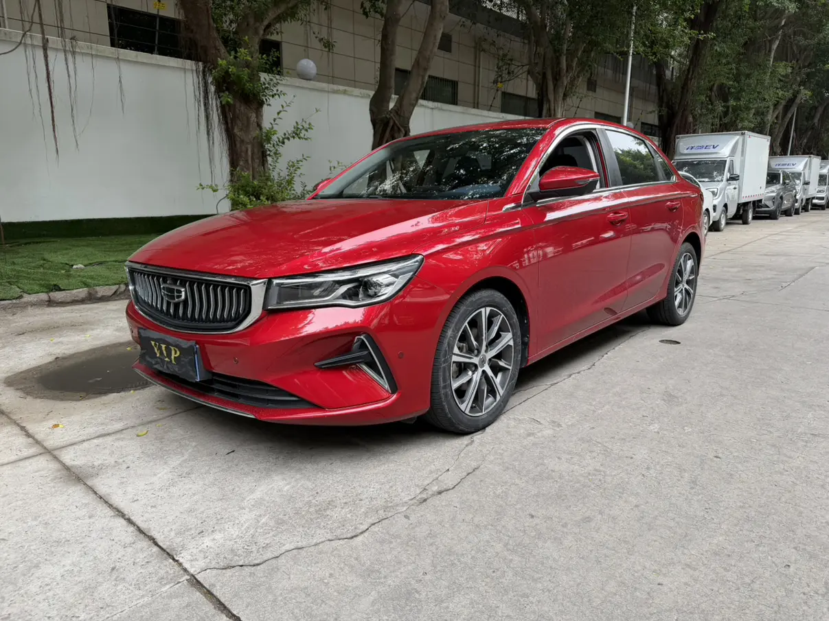 Geely Emgrand  из Китая