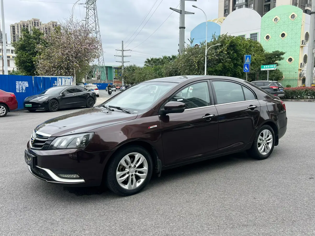 Geely Emgrand  из Китая