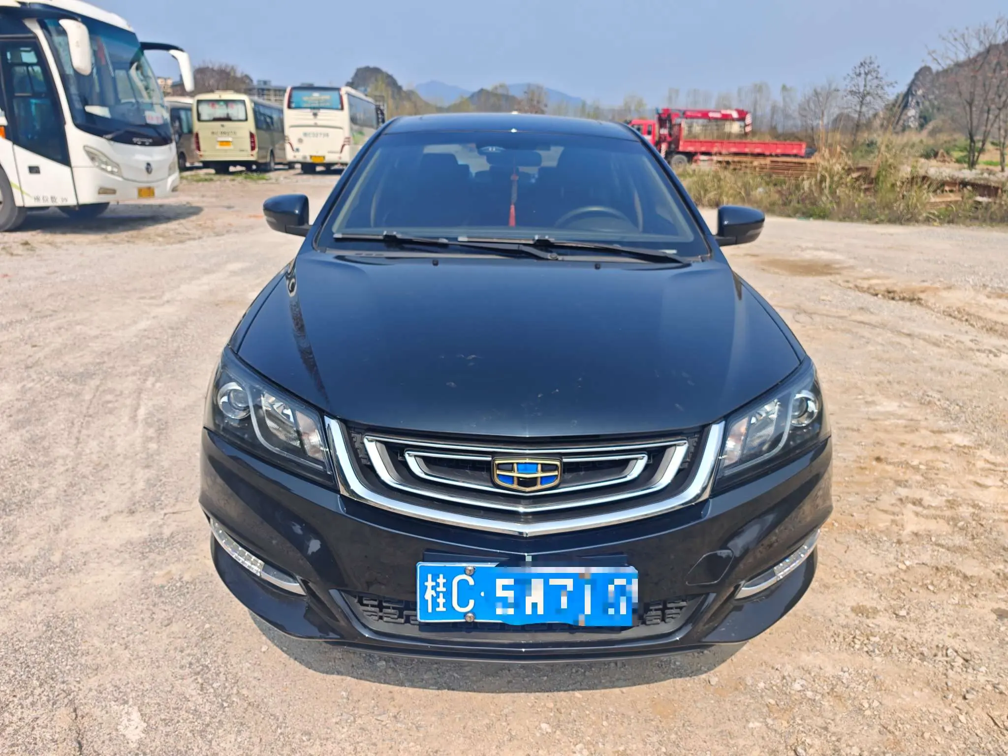 Geely Emgrand  из Китая