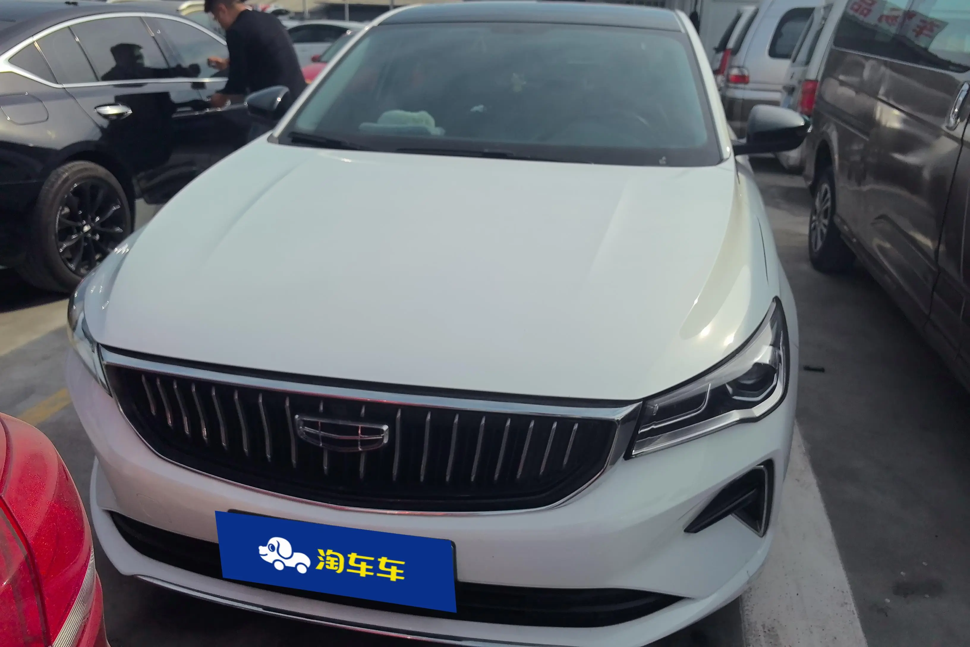 Geely Emgrand  из Китая