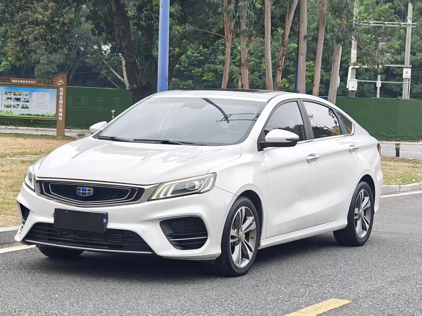 Geely Binrui  из Китая