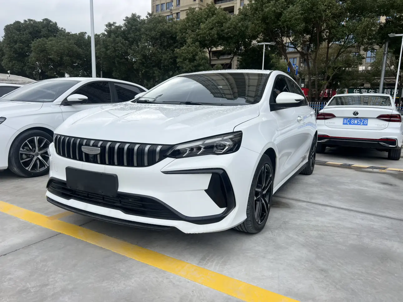 Geely Binrui  из Китая