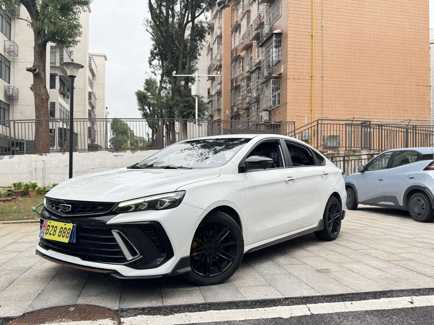 Geely Binrui  из Китая