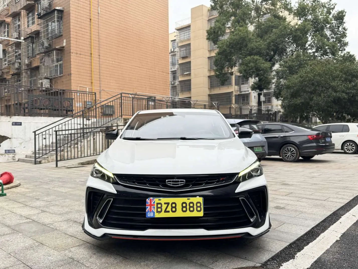 Geely Binrui  из Китая