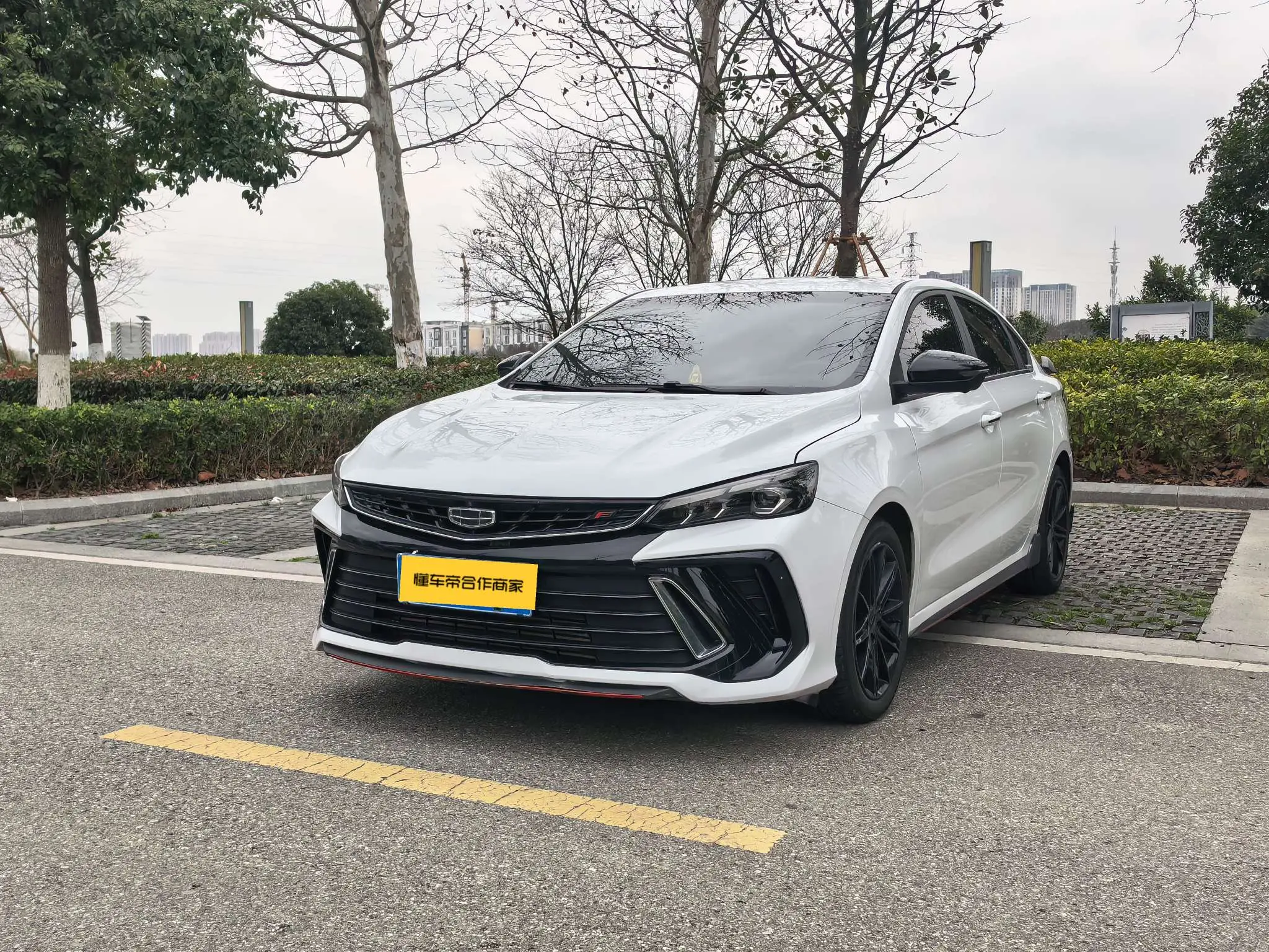 Geely Binrui  из Китая