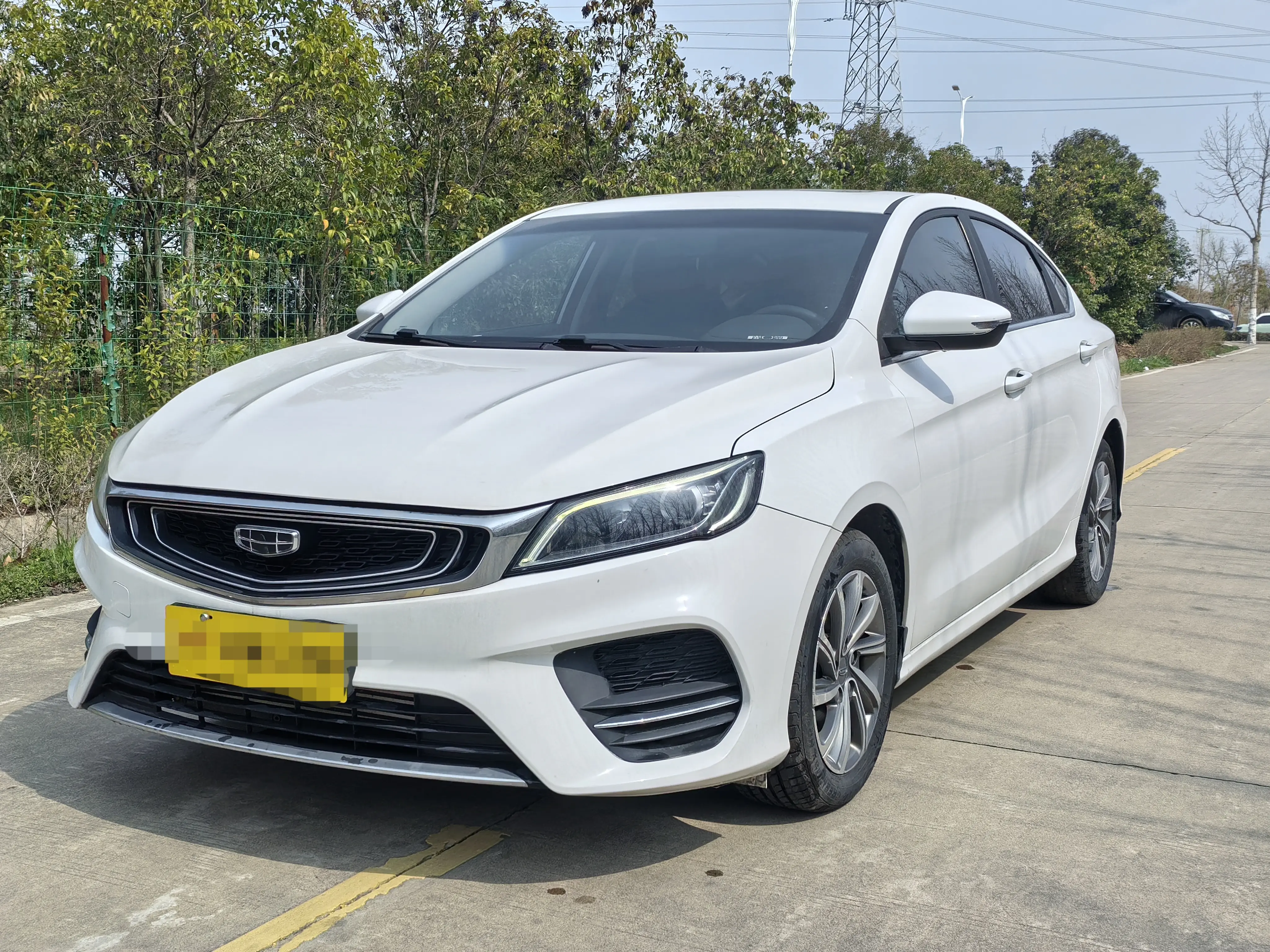 Geely Binrui  из Китая