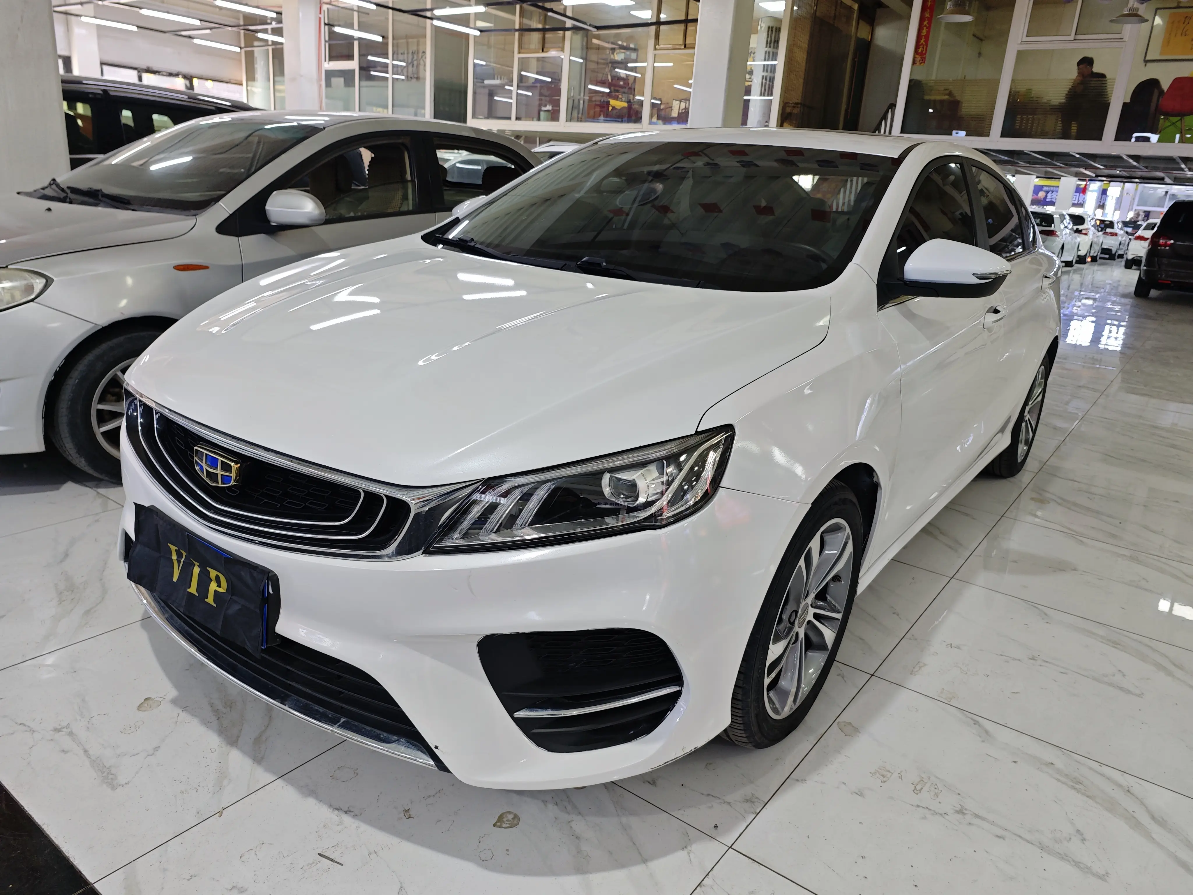 Geely Binrui  из Китая