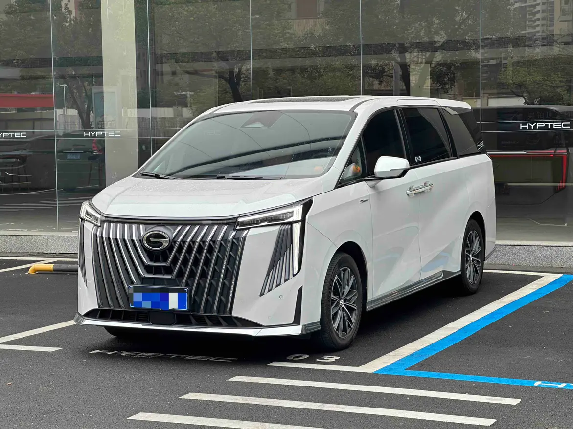 GAC Trumpchi M8  из Китая