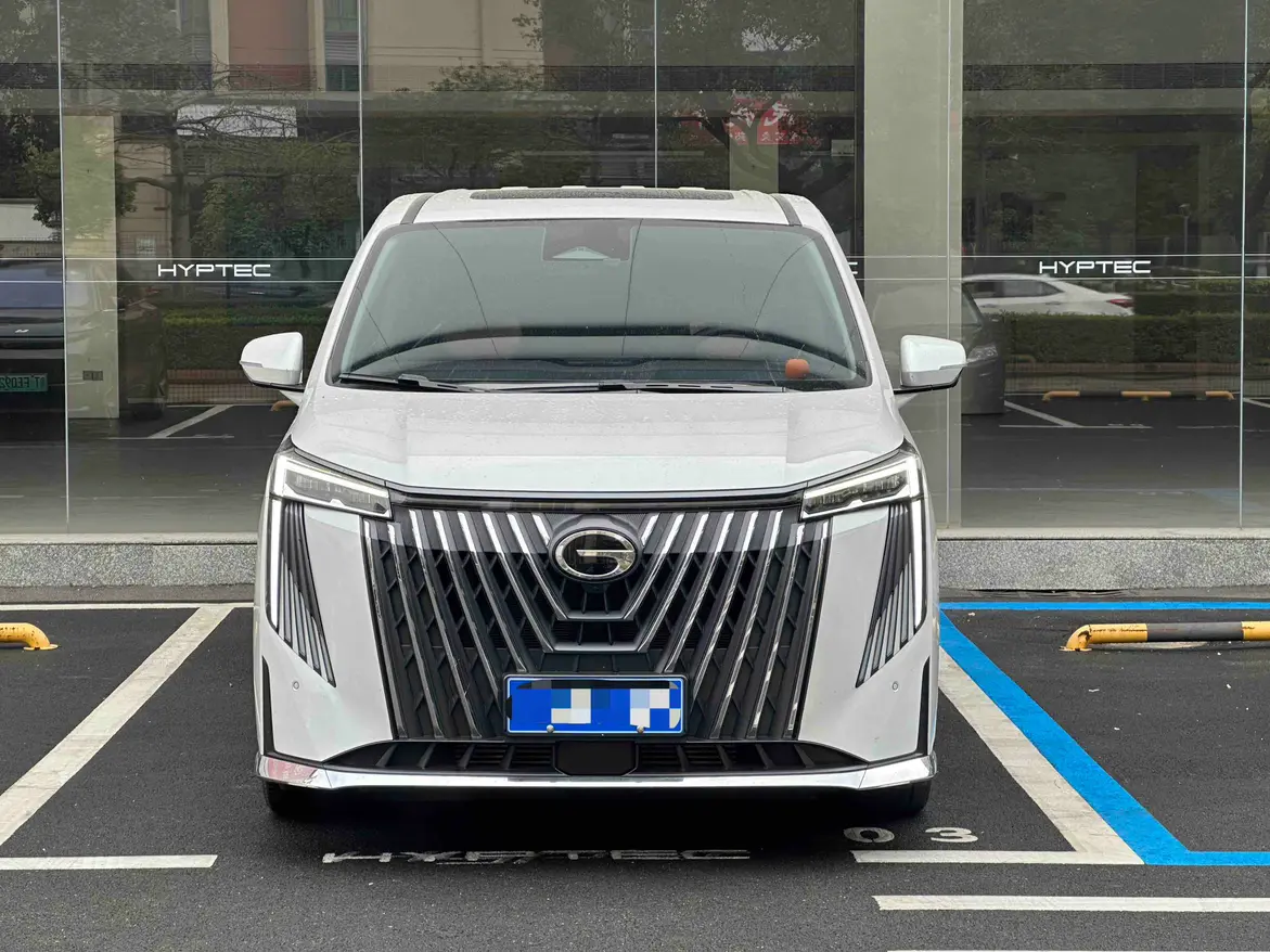 GAC Trumpchi M8  из Китая