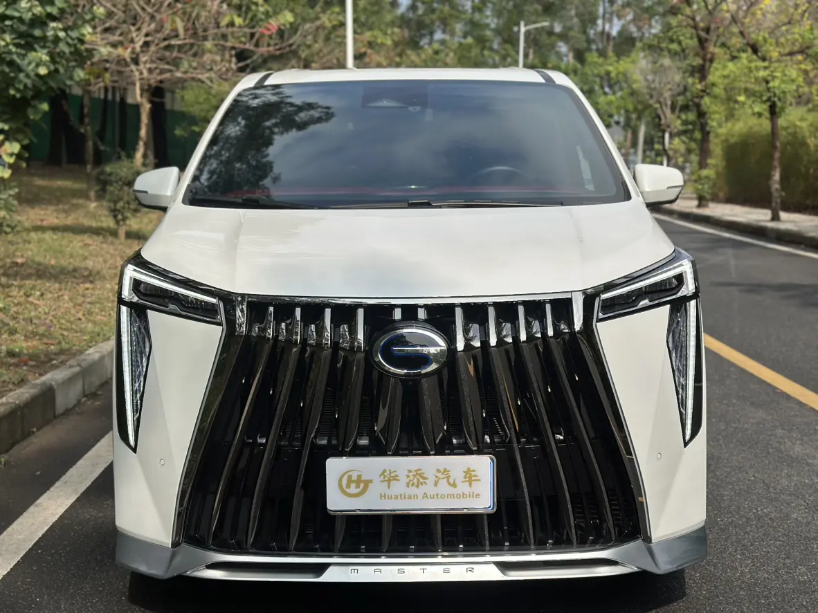 GAC Trumpchi M8  из Китая