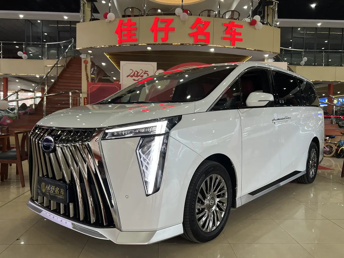 GAC Trumpchi M8  из Китая