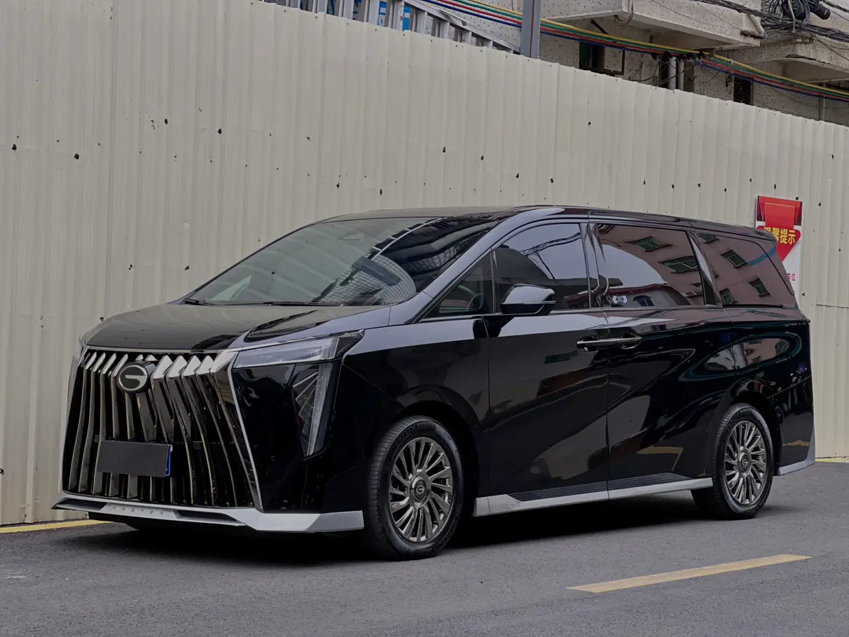 GAC Trumpchi M8  из Китая