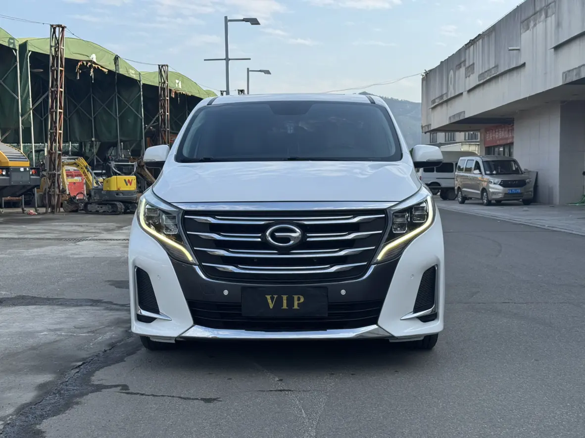 GAC Trumpchi M8  из Китая