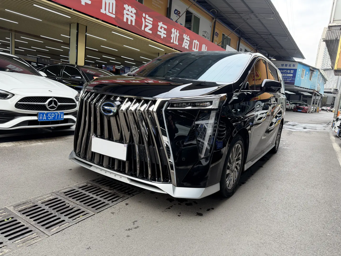 GAC Trumpchi M8  из Китая