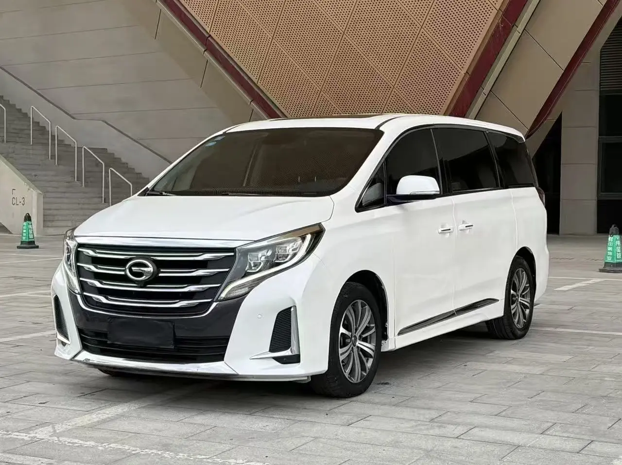 GAC Trumpchi M8  из Китая