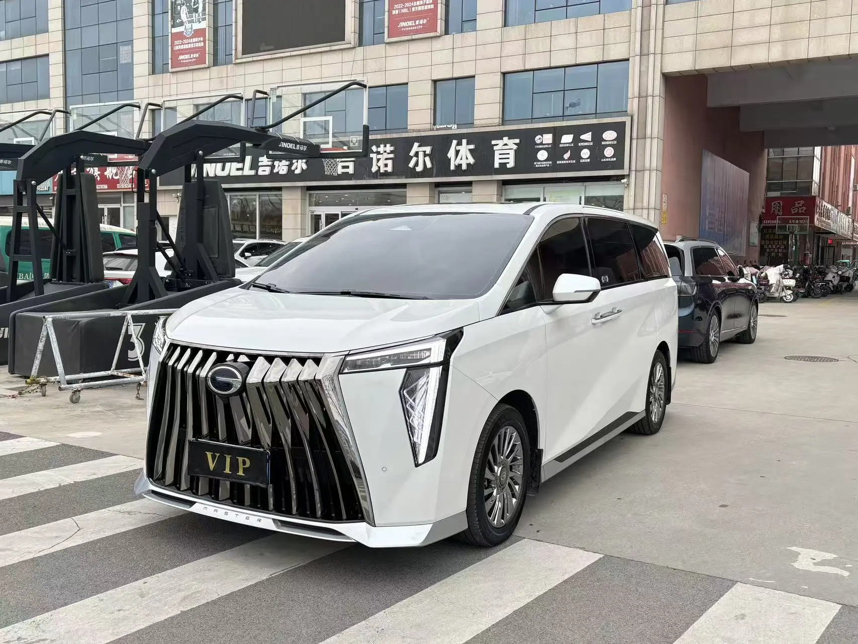 GAC Trumpchi M8  из Китая