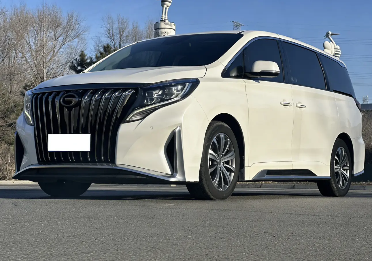 GAC Trumpchi M8  из Китая