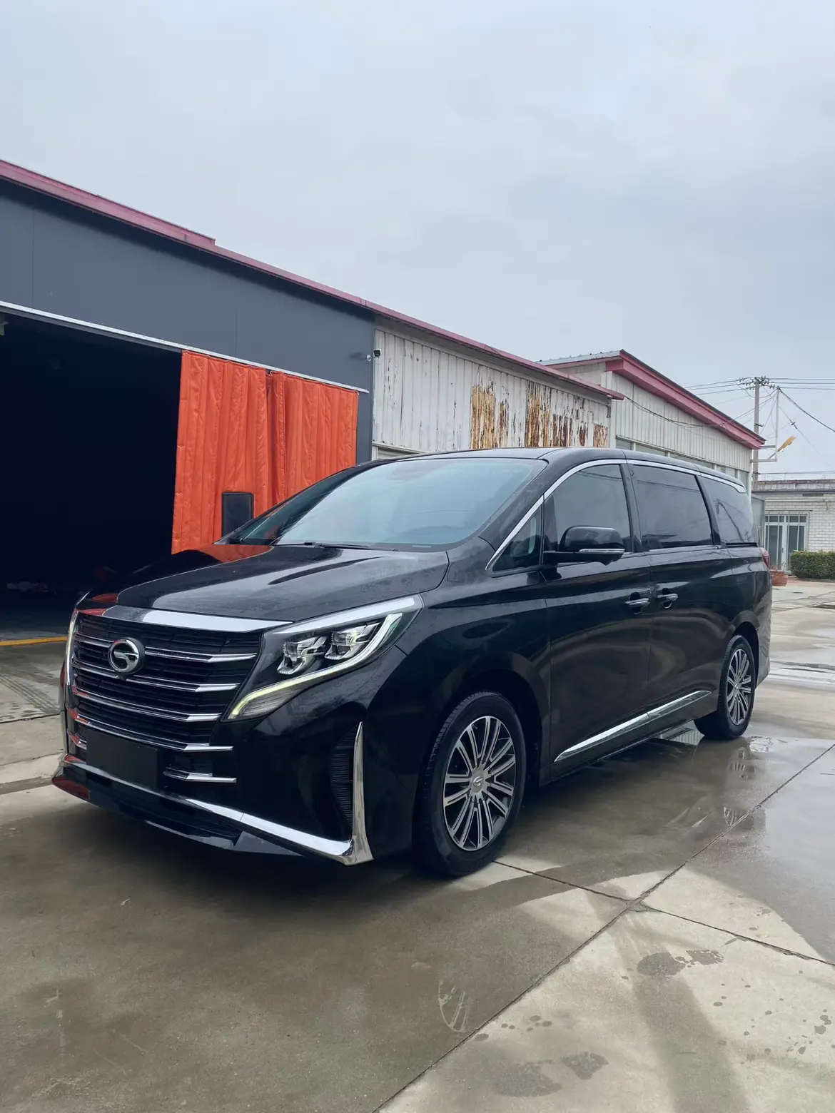 GAC Trumpchi M8  из Китая