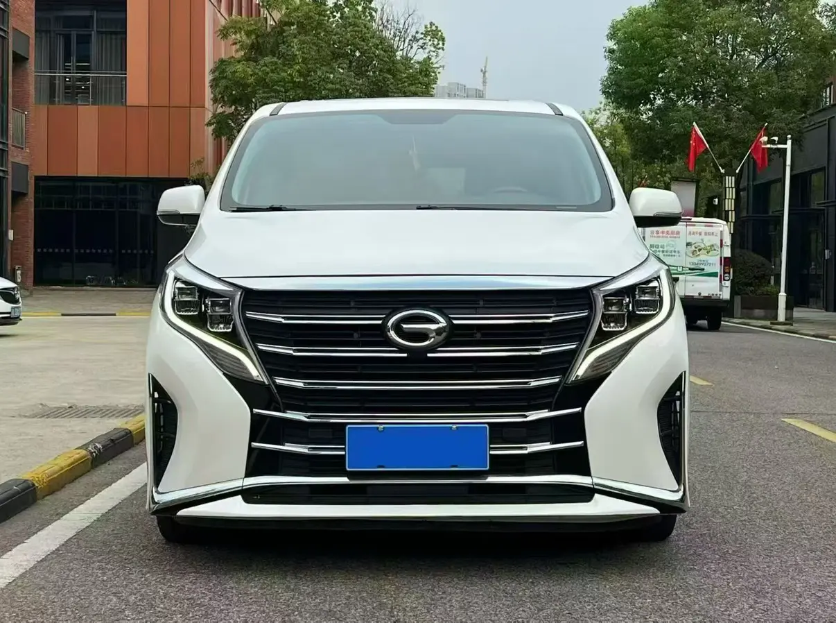 GAC Trumpchi M8  из Китая