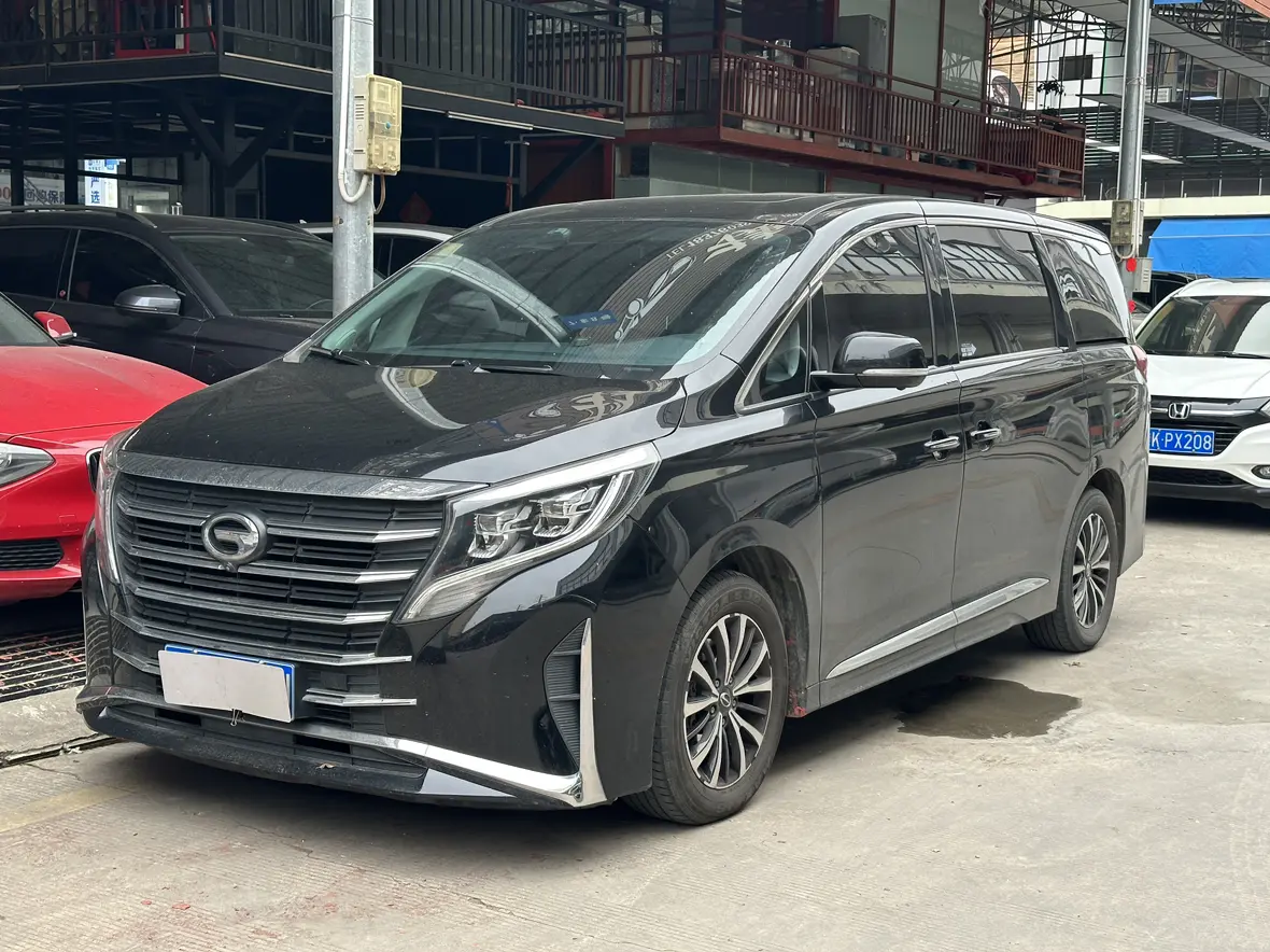 GAC Trumpchi M8  из Китая