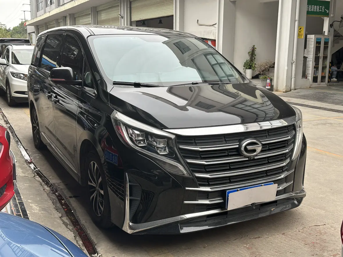 GAC Trumpchi M8  из Китая