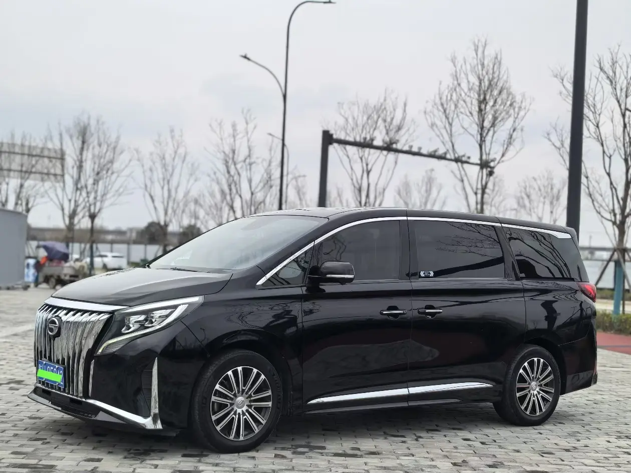 GAC Trumpchi M8  из Китая